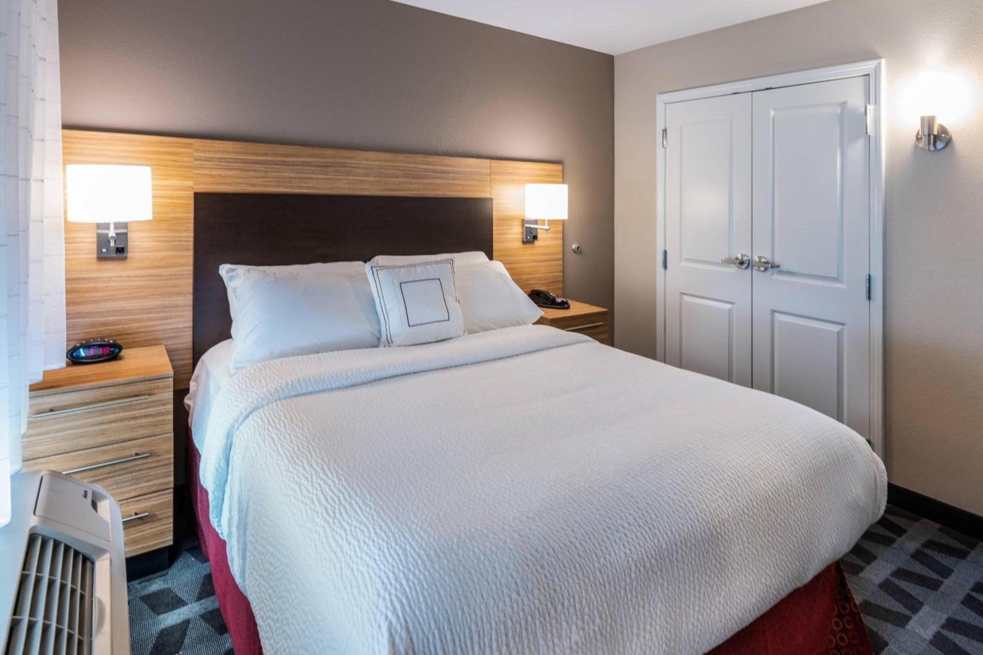 Towneplace Suites By Marriott Milwaukee Oak Creek Exterior foto